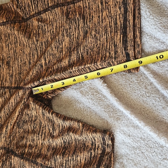 Codefit gold & black shorts medium - Picture 9 of 10